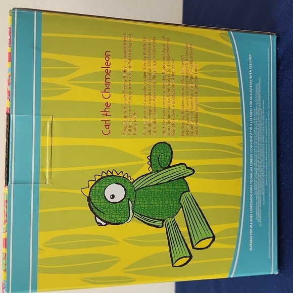 NIB, Scentsy Buddy Authentic Kids. Carl the Chameleon. - Picture 9 of 16